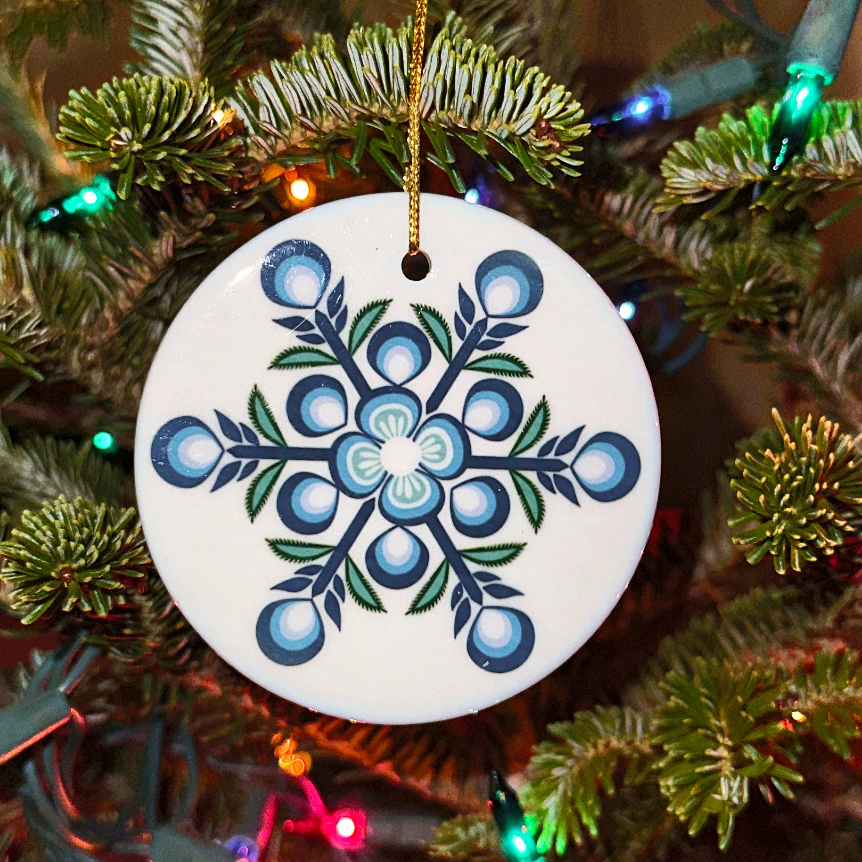 Téli Snowflake Flat Ceramic Ornament